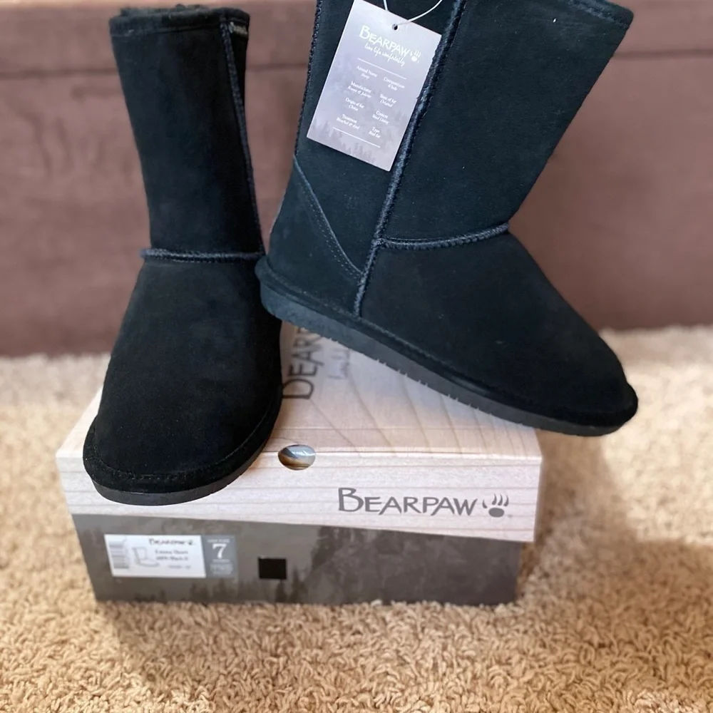 BearPaw cozy stylish